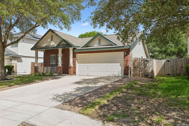 8927 Interlachen, Selma, TX 78154
