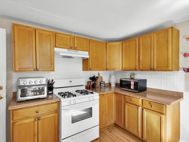 1103 Commerce Street W, Honey Grove, TX 75446