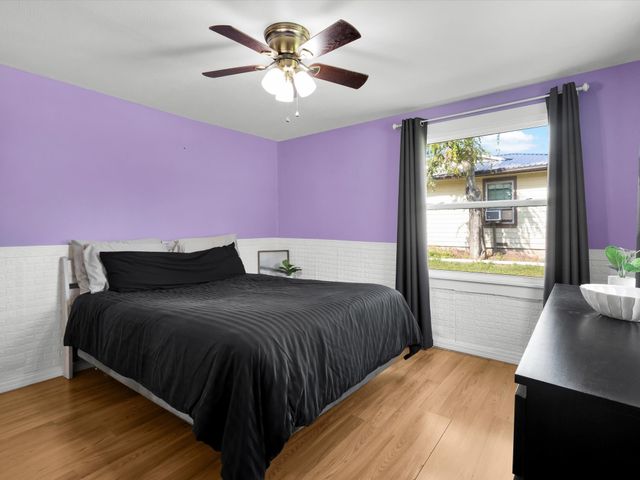 1103 Commerce Street W, Honey Grove, TX 75446