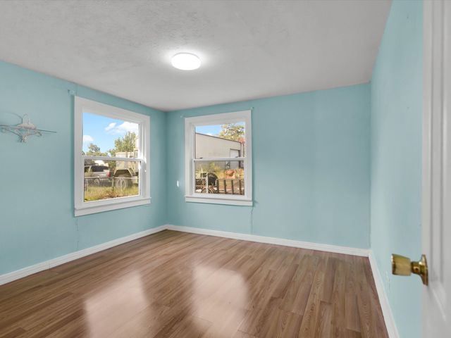 1103 Commerce Street W, Honey Grove, TX 75446