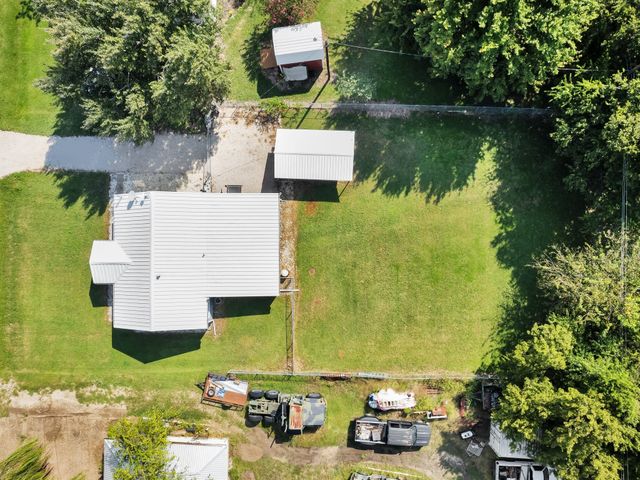 1103 Commerce Street W, Honey Grove, TX 75446