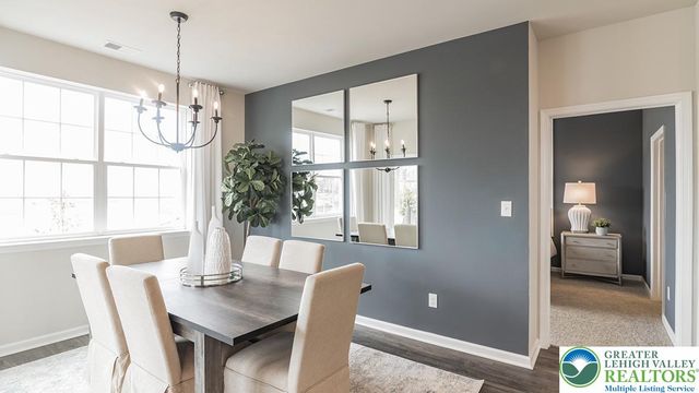 1553 Dresden Drive, Lower Macungie Twp, PA 18031