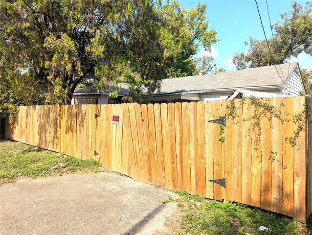 3223 Retta, 3222 Florida St Street, Houston, TX 77026
