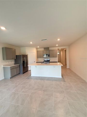 216 TAYLOR GROVES STREET, Lake Wales, FL 33898