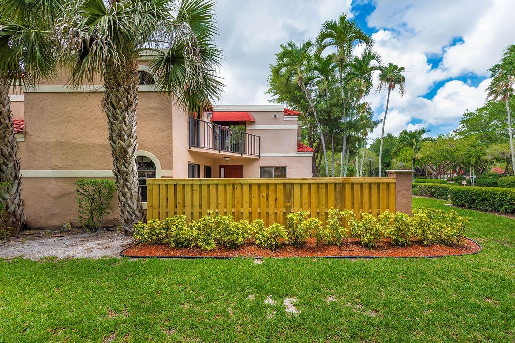8050 Severn Drive C, Boca Raton, FL 33433