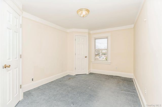 108 Hempstead Avenue, Lynbrook, NY 11563