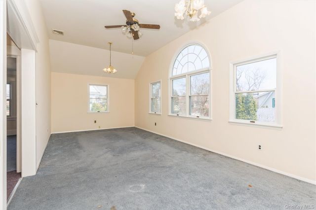 108 Hempstead Avenue, Lynbrook, NY 11563