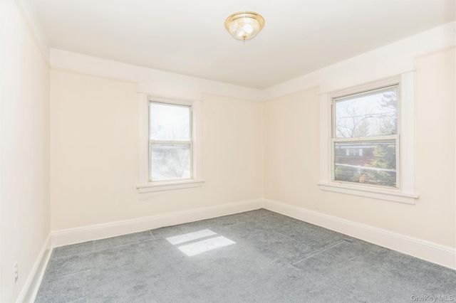 108 Hempstead Avenue, Lynbrook, NY 11563