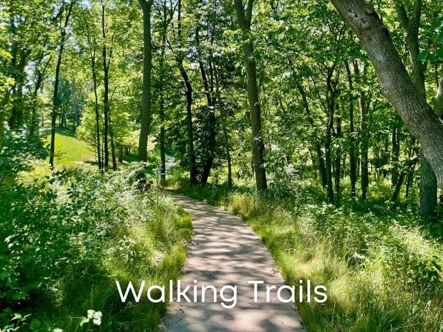 3349 SW 56th Street, West Des Moines, IA 50265