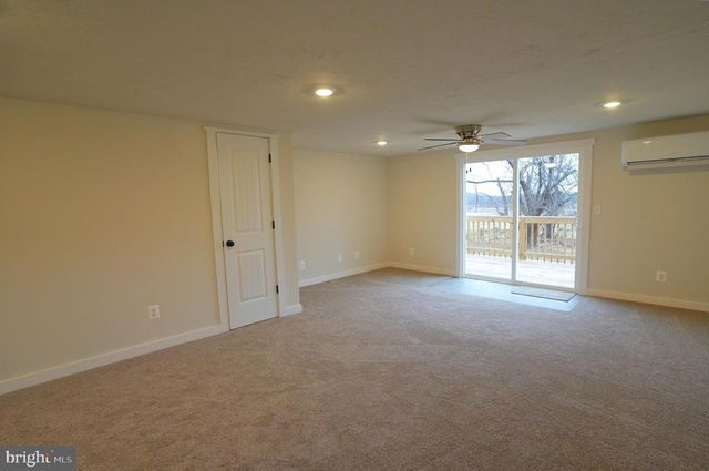 328 HIGH ST, Orrtanna, PA 17353