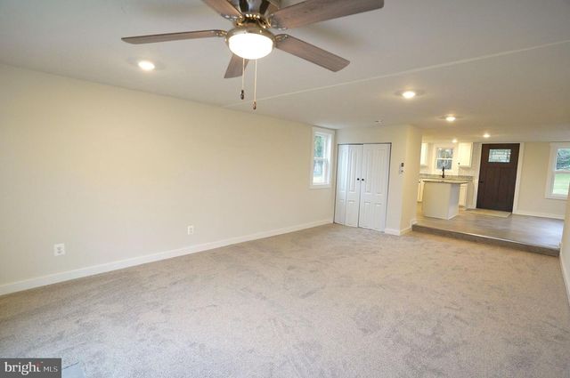 328 HIGH ST, Orrtanna, PA 17353