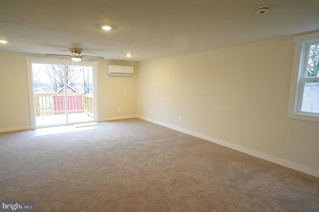 328 HIGH ST, Orrtanna, PA 17353