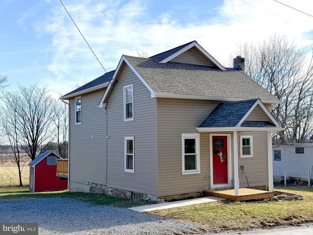 328 HIGH ST, Orrtanna, PA 17353