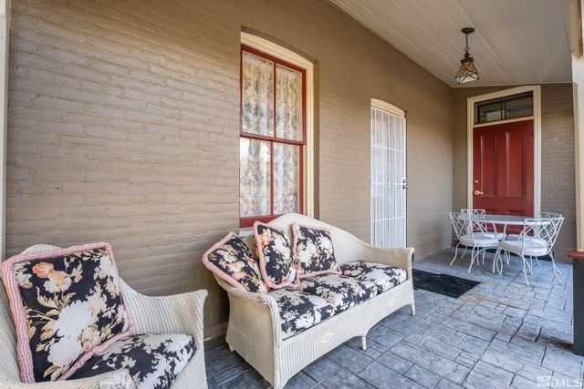 102 N Curry Street, Carson City, NV 89703