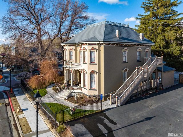 102 N Curry Street, Carson City, NV 89703