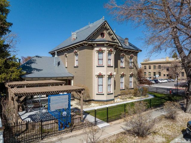 102 N Curry Street, Carson City, NV 89703