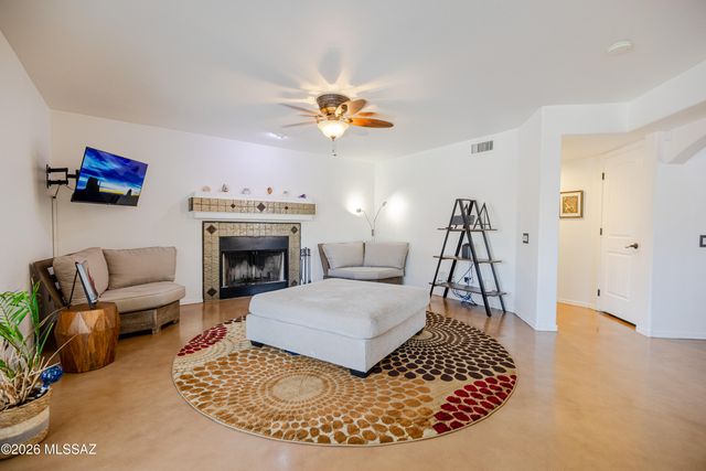 7315 W Beryllium Lane, Tucson, AZ 85743