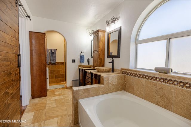 7315 W Beryllium Lane, Tucson, AZ 85743