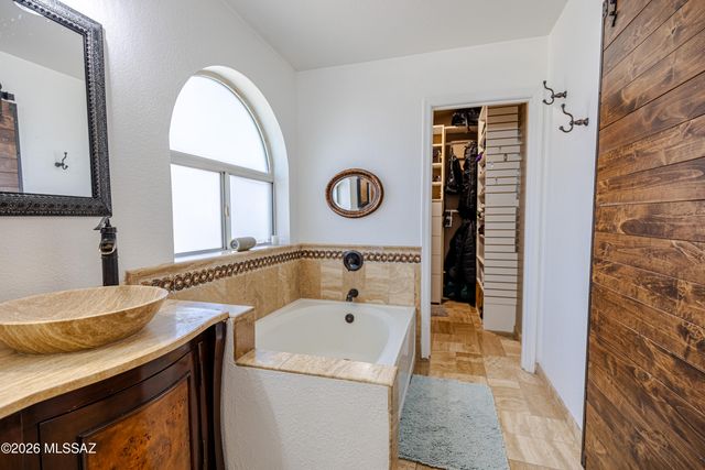 7315 W Beryllium Lane, Tucson, AZ 85743