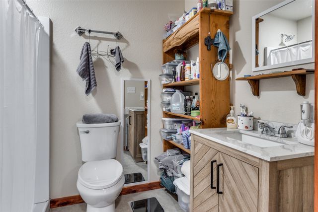 218 Homestead Court, Lipan, TX 76462