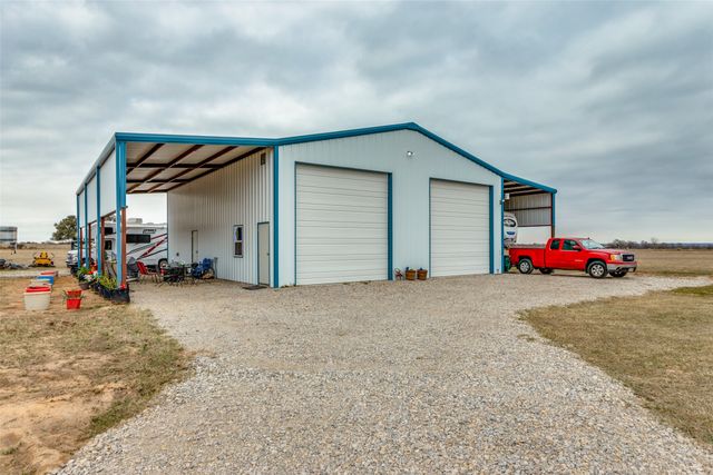 218 Homestead Court, Lipan, TX 76462