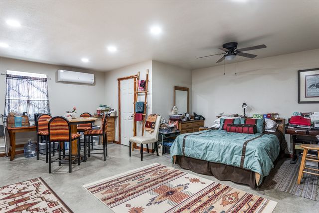 218 Homestead Court, Lipan, TX 76462