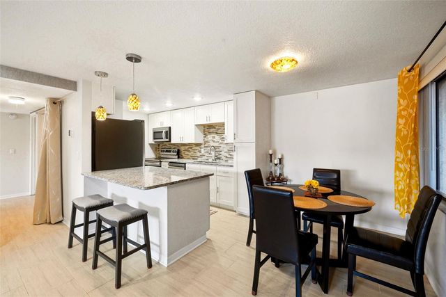 5195 VINELAND ROAD B102, Orlando, FL 32811