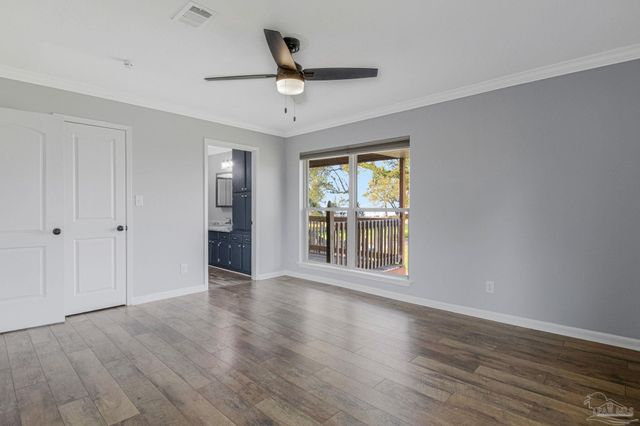 302 S Garcon Point Rd, Milton, FL 32583