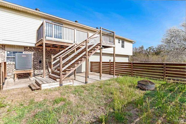 302 S Garcon Point Rd, Milton, FL 32583