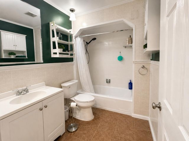 39294 Ormsby Street, Clinton Twp, MI 48036