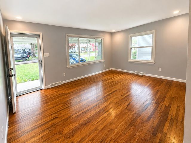 39294 Ormsby Street, Clinton Twp, MI 48036