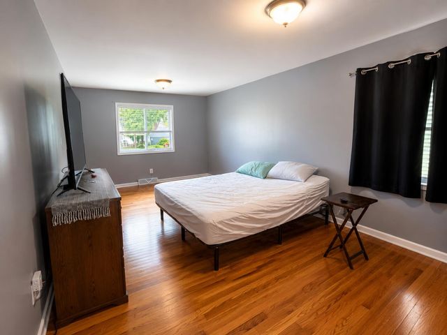 39294 Ormsby Street, Clinton Twp, MI 48036