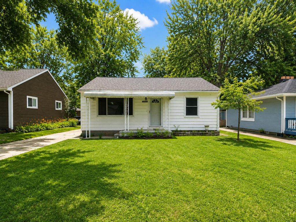 39294 Ormsby Street, Clinton Twp, MI 48036