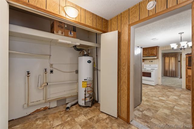 811 N State Street, Wagoner, OK 74467