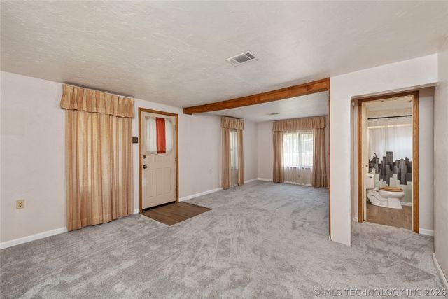 811 N State Street, Wagoner, OK 74467