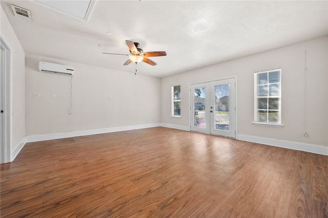 2244 Balboa Ave, Ingleside, TX 78362