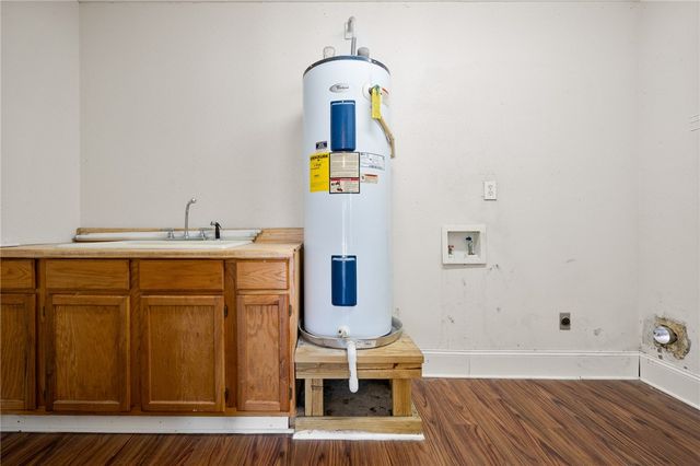 2244 Balboa Ave, Ingleside, TX 78362