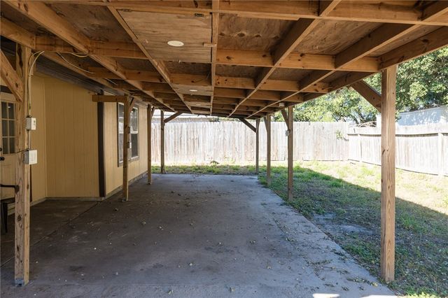 2244 Balboa Ave, Ingleside, TX 78362