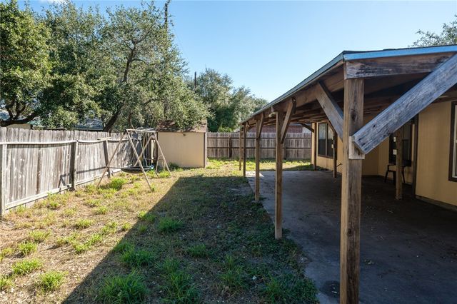 2244 Balboa Ave, Ingleside, TX 78362