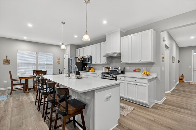 7441 Great Northern Trail, Union, IL 60180