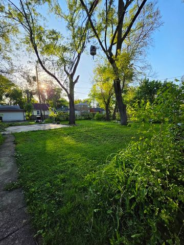 16744 Trapet Avenue, Hazel Crest, IL 60429
