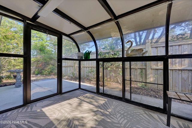7412 Ridgeview Place, Wilmington, NC 28411
