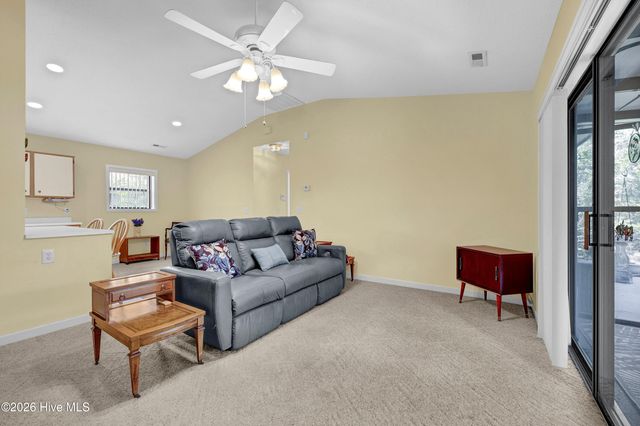7412 Ridgeview Place, Wilmington, NC 28411