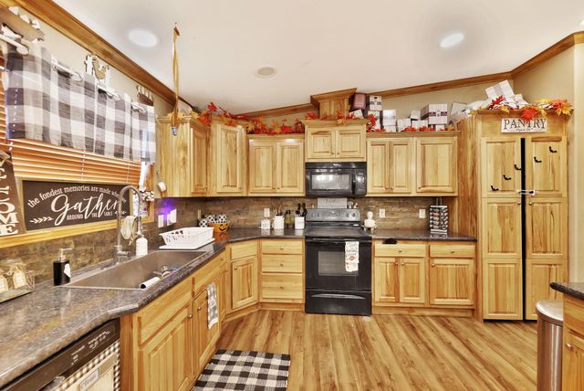 5503 S Glenn, Wichita, KS 67217