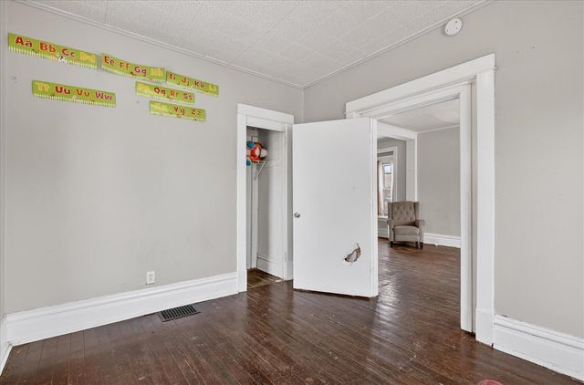 1315 E Stockbridge Avenue, Kalamazoo, MI 49001