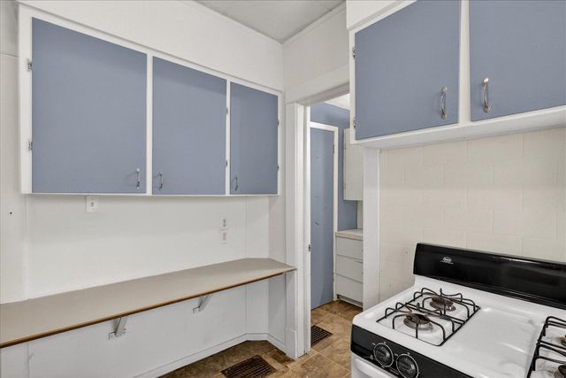 1315 E Stockbridge Avenue, Kalamazoo, MI 49001