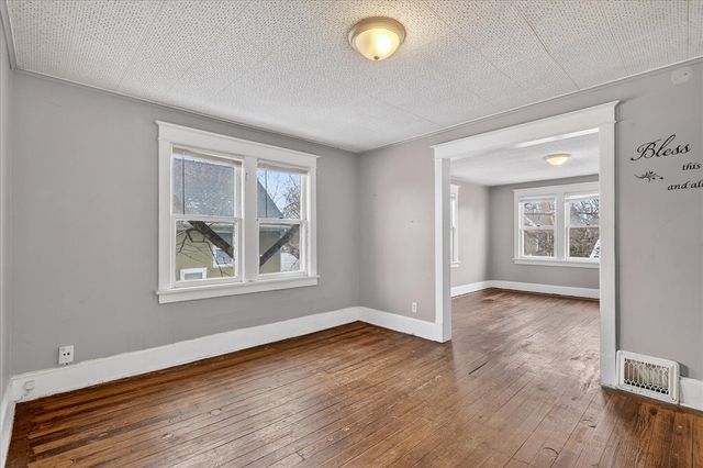 1315 E Stockbridge Avenue, Kalamazoo, MI 49001