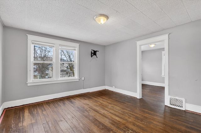 1315 E Stockbridge Avenue, Kalamazoo, MI 49001