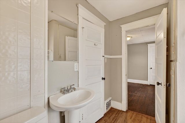 1315 E Stockbridge Avenue, Kalamazoo, MI 49001