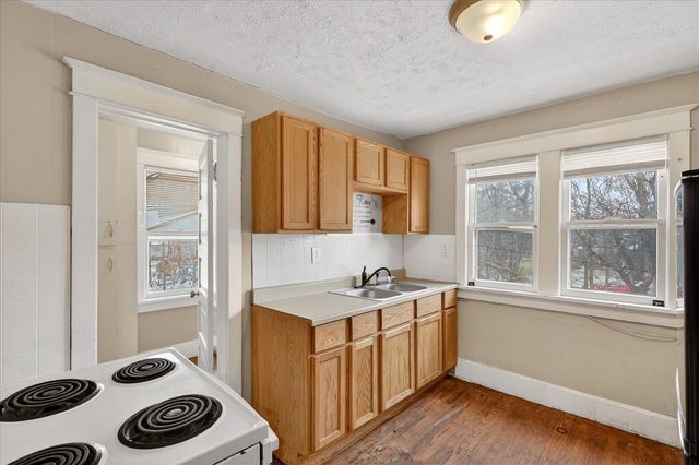 1315 E Stockbridge Avenue, Kalamazoo, MI 49001